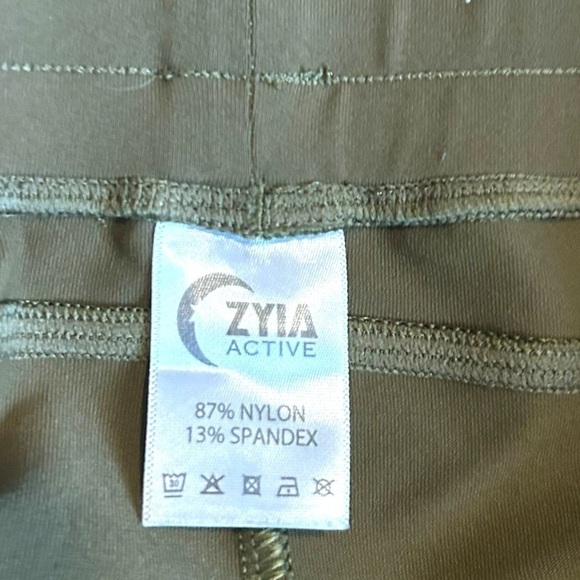 ZYIA Active Unwind Jogger- Olive Green - Picture 13 of 14